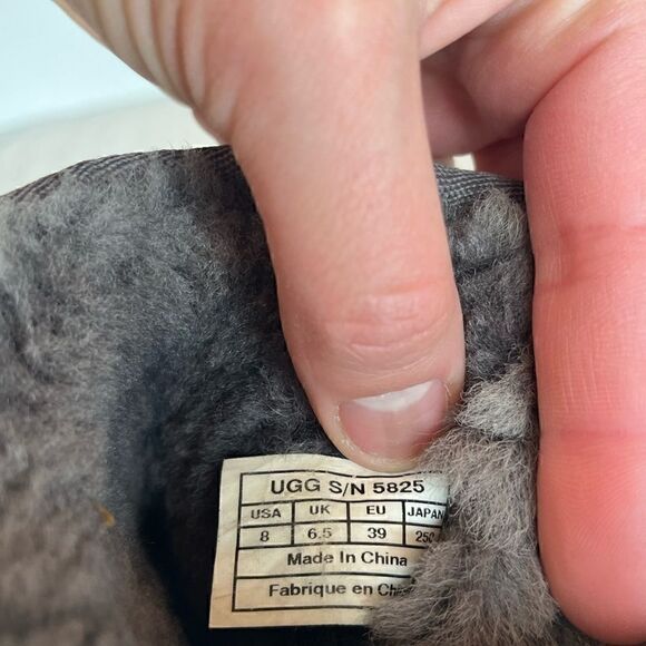 Ugg boot Used Grey Size 8 - Picture 6 of 6